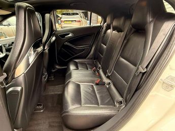 MERCEDES-BENZ A CLASS 2.0 A45 AMG Hatchback 5dr Petrol SpdS DCT 4MATIC Euro 6 (s/s) (3