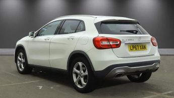 MERCEDES-BENZ GLA 2.1 GLA200d Sport SUV 5dr Diesel 7G-DCT Euro 6 (s/s) (136 ps)