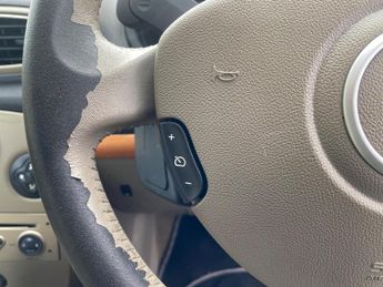 RENAULT CLIO 1.6 VVT Initiale 5dr