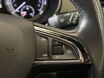 SKODA OCTAVIA 1.5 TSI GPF ACT SE L Estate 5dr Petrol DSG Euro 6 (s/s) (150 ps)