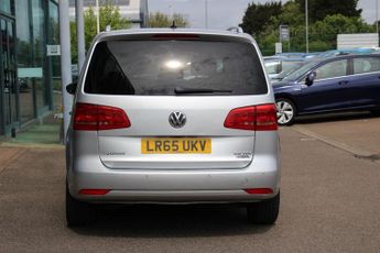 VOLKSWAGEN TOURAN 2.0 TDI BlueMotion Tech SE MPV 5dr Diesel DSG Euro 5 (s/s) (140 