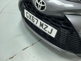TOYOTA YARIS 1.5 VVT-i Design Hatchback 5dr Petrol Manual Euro 6 (111 ps) - A