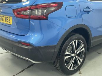 NISSAN QASHQAI 1.5 dCi N-Connecta SUV 5dr Diesel Manual Euro 6 (s/s) (110 ps) -