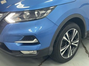 NISSAN QASHQAI 1.5 dCi N-Connecta SUV 5dr Diesel Manual Euro 6 (s/s) (110 ps) -