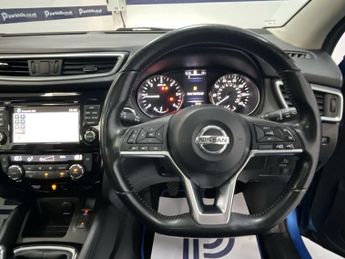 NISSAN QASHQAI 1.5 dCi N-Connecta SUV 5dr Diesel Manual Euro 6 (s/s) (110 ps) -