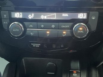 NISSAN QASHQAI 1.5 dCi N-Connecta SUV 5dr Diesel Manual Euro 6 (s/s) (110 ps) -
