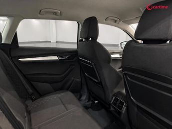 SKODA KAROQ 1.5 TSI ACT SE SUV 5dr Petrol DSG Euro 6 (s/s) (150 ps) Rear Par