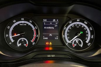 SKODA KAROQ 1.5 TSI ACT SE SUV 5dr Petrol DSG Euro 6 (s/s) (150 ps) Rear Par