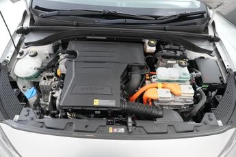 HYUNDAI IONIQ 1.6 h-GDi Premium DCT Euro 6 (s/s) 5dr