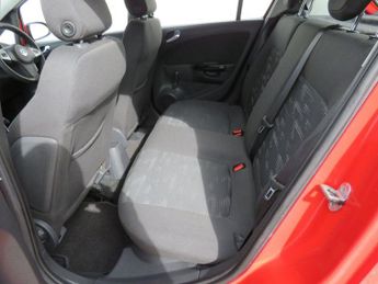 VAUXHALL CORSA 1.4 16V Exclusiv Hatchback 5dr Petrol Auto Euro 5 (100 ps)