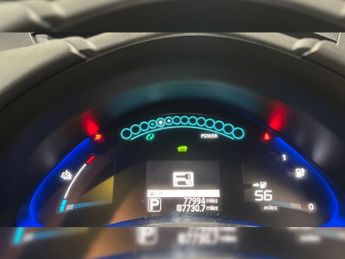 NISSAN LEAF 30kWh Tekna Hatchback 5dr Electric Auto (109 bhp)