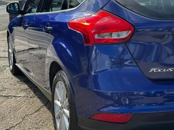FORD FOCUS 2.0 TDCi Titanium Hatchback 5dr Diesel Powershift Euro 6 (s/s) (