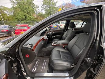MERCEDES-BENZ S CLASS 5.5 S500 V8 Saloon 4dr Petrol G-Tronic Euro 4 (388 ps)