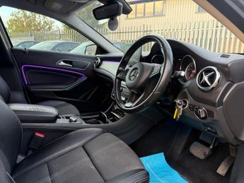 MERCEDES-BENZ GLA 1.6 GLA180 GPF Urban Edition SUV 5dr Petrol 7G-DCT Euro 6 (s/s) 