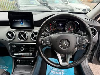 MERCEDES-BENZ GLA 1.6 GLA180 GPF Urban Edition SUV 5dr Petrol 7G-DCT Euro 6 (s/s) 