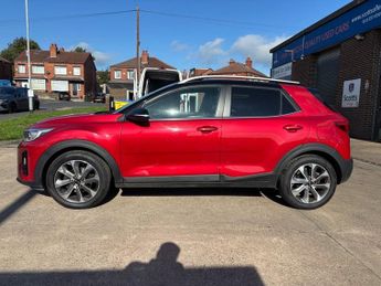 KIA STONIC 1.0 T-GDi 4 SUV 5 Door Petrol Automatic Red DCT Euro 6 1 Former 