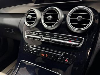 MERCEDES-BENZ C CLASS 2.0 C200 AMG Line Saloon 4dr Petrol 7G-Tronic+ Euro 6 (s/s) (184
