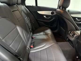 MERCEDES-BENZ C CLASS 2.0 C200 AMG Line Saloon 4dr Petrol 7G-Tronic+ Euro 6 (s/s) (184