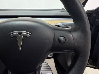 TESLA Model 3 (Dual Motor) Performance Saloon 4dr Electric Auto 4WDE (Performa