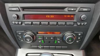BMW 3 SERIES 2.0 320d SE Convertible 2dr Diesel Steptronic Euro 5 (184 ps)