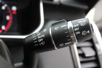 LAND ROVER RANGE ROVER SPORT 3.0 SD V6 Autobiography Dynamic SUV 5dr Diesel Auto 4WD Euro 6 (