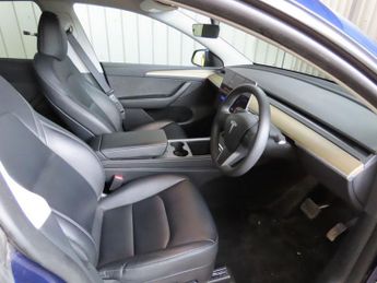 TESLA MODEL Y (Dual Motor) Long Range SUV 5dr Electric Auto 4WDE (384 bhp)