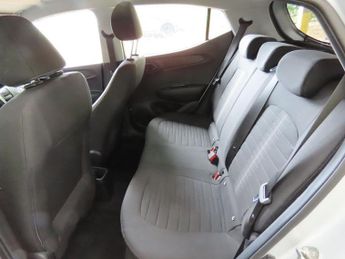 HYUNDAI I10 1.0 SE Connect Hatchback 5dr Petrol Auto Euro 6 (s/s) (67 ps)