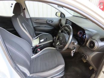 HYUNDAI I10 1.0 SE Connect Hatchback 5dr Petrol Auto Euro 6 (s/s) (67 ps)