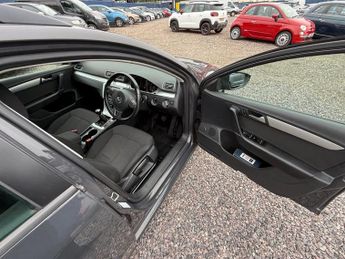 VOLKSWAGEN PASSAT 1.6 TDI BlueMotion Tech S Estate 5dr Diesel Manual Euro 5 (s/s) 
