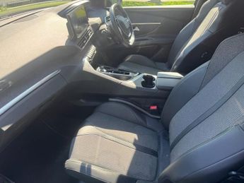 PEUGEOT 3008 1.2 PureTech Allure Premium + SUV 5dr Petrol EAT Euro 6 (s/s) (1