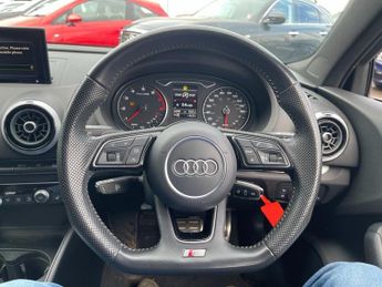 AUDI A3 1.5 TFSI CoD 35 Black Edition Saloon 4dr Petrol S Tronic Euro 6 