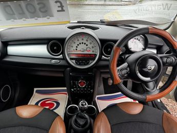 MINI HATCH 1.6 Cooper D Hatchback 3dr Diesel Manual Euro 5 (s/s) (112 ps)