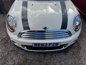 MINI HATCH 1.6 Cooper D Hatchback 3dr Diesel Manual Euro 5 (s/s) (112 ps)