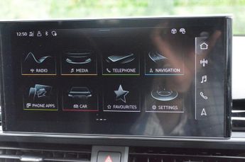 AUDI A4 AVANT 2.0 TFSI 35 Black Edition Estate 5dr Petrol S Tronic Euro 6 (s/s