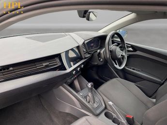AUDI A1 1.0 TFSI 30 Technik Sportback 5dr Petrol S Tronic Euro 6 (s/s) (