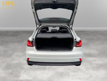 AUDI A1 1.0 TFSI 30 Technik Sportback 5dr Petrol S Tronic Euro 6 (s/s) (