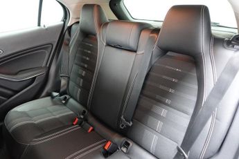 MERCEDES-BENZ GLA 1.6 GLA180 Urban Edition SUV 5dr Petrol 7G-DCT Euro 6 (s/s) (122