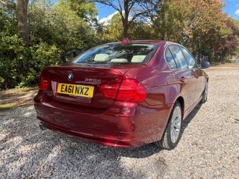 BMW 3 SERIES 2.0 320d Exclusive Edition Saloon 4dr Diesel Steptronic Euro 5 (