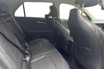 KIA NIRO 64.8kWh Horizon SUV 5dr Electric Auto (201 bhp) Reverse Camera, 