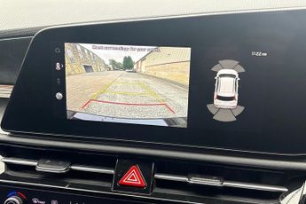 KIA NIRO 64.8kWh Horizon SUV 5dr Electric Auto (201 bhp) Reverse Camera, 