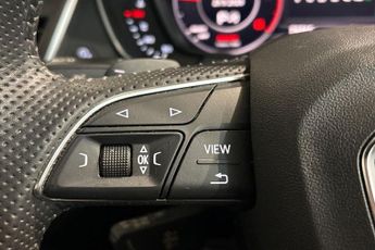 AUDI Q5 2.0 TDI 40 Black Edition SUV 5dr Diesel S Tronic quattro Euro 6 