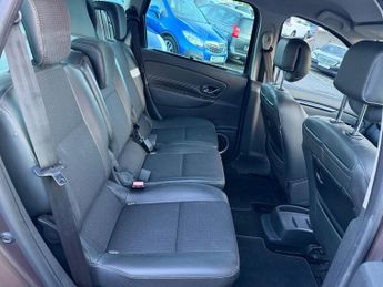 RENAULT SCENIC 1.5 dCi Dynamique TomTom MPV 5dr Diesel Manual Euro 5 (110 ps)