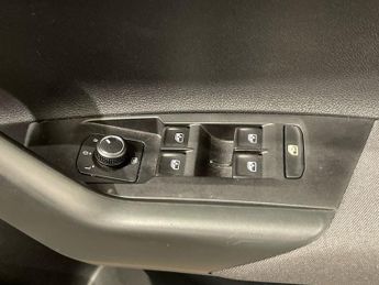 VOLKSWAGEN POLO 1.0 TSI Match Hatchback 5dr Petrol DSG Euro 6 (s/s) (95 ps)