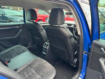 SKODA OCTAVIA 2.0 TDI Scout Estate 5dr Diesel 4WD DSG Auto Euro 6 (s/s) (150 p