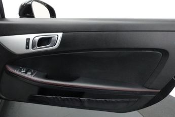 MERCEDES-BENZ SLK 1.8 SLK200 AMG Sport Convertible 2dr Petrol G-Tronic+ Euro 5 (s/
