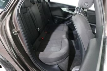 AUDI A4 2.0 TDI S line Saloon 4dr Diesel Automatic Euro 6 (s/s) (150 ps)