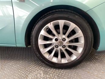 VAUXHALL CORSA 1.4i SE Hatchback 3dr Petrol Auto Euro 6 (90 ps)
