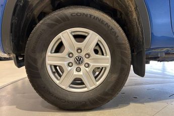 VOLKSWAGEN AMAROK 2.0 TDI Life Pickup Double Cab 4dr Diesel Auto 4Motion Euro 6 (s