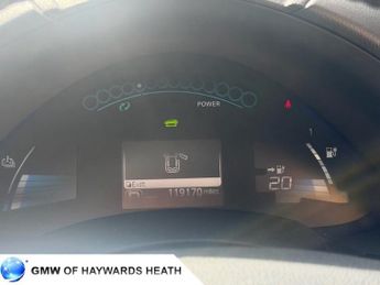 NISSAN LEAF 30kWh Tekna Hatchback 5dr Electric Auto (109 bhp)