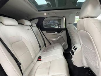 JAGUAR F-PACE 2.0 D200 MHEV S SUV 5dr Diesel Auto AWD Euro 6 (s/s) (204 ps)